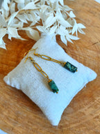 Belles boucles d'oreilles en acier inoxydable et jaspe africain
