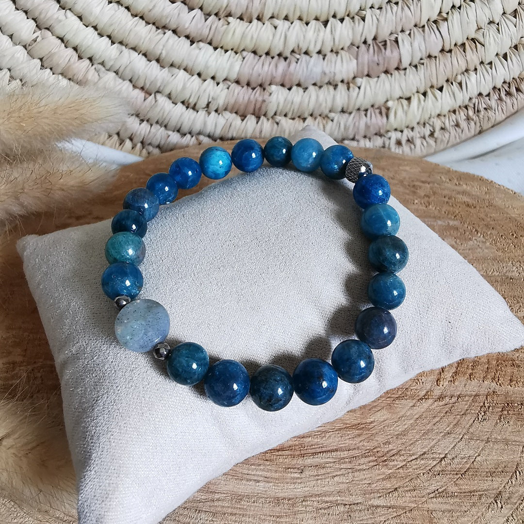 Un joli bracelet en pierre naturelle apatite et labradorite superbe en lithothérapie