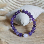 Bijoux de lithotherapie, bracelet en pierres de qualité, d'améthyste. 