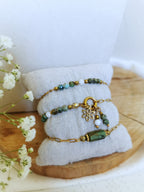 Bracelets fins en acier inoxydable et pierres fines de jaspe africain. 