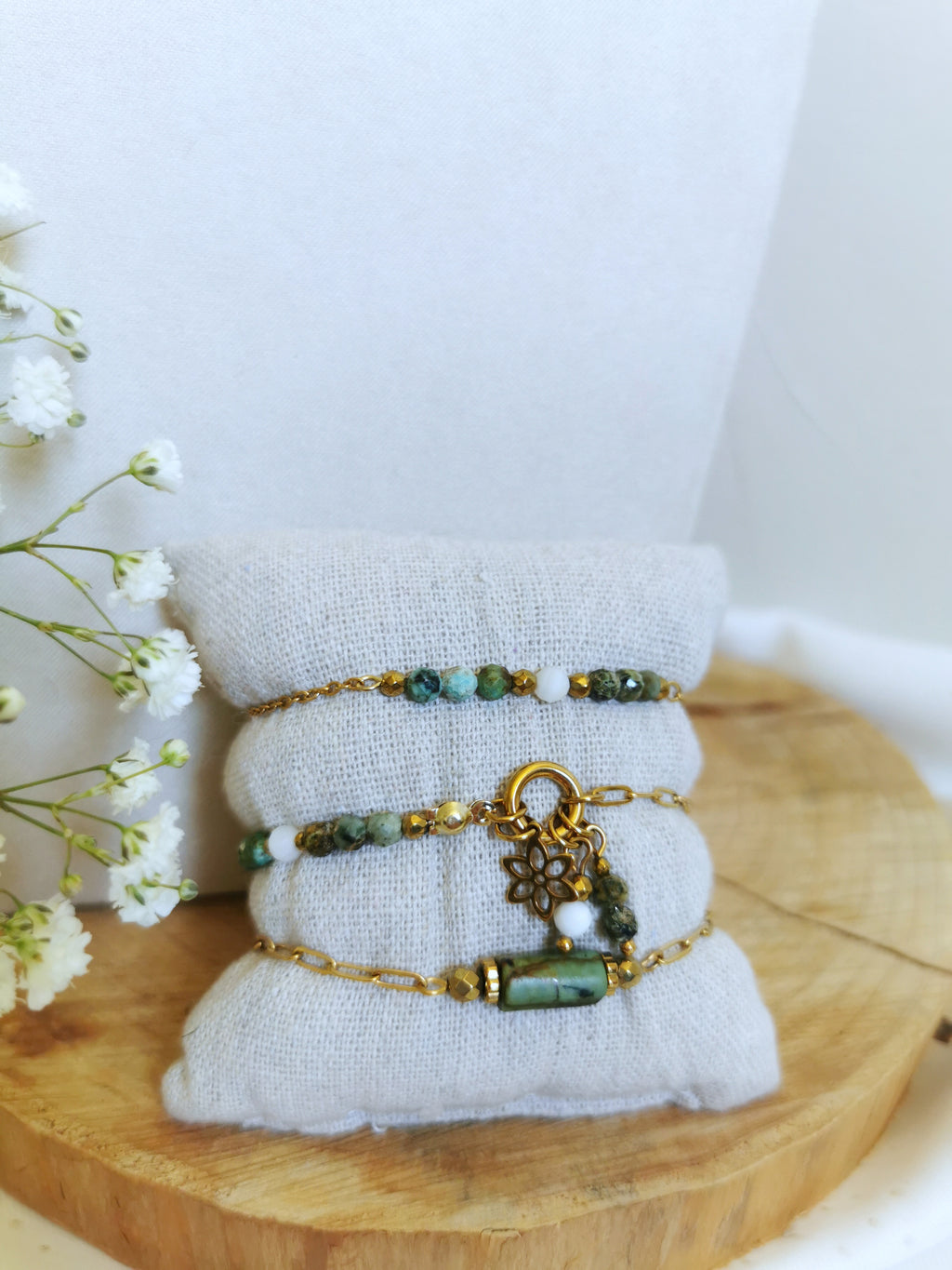 Bijoux tendance femme , création sur mesure, créatrice franvernoise et caladoise pour vos évenements