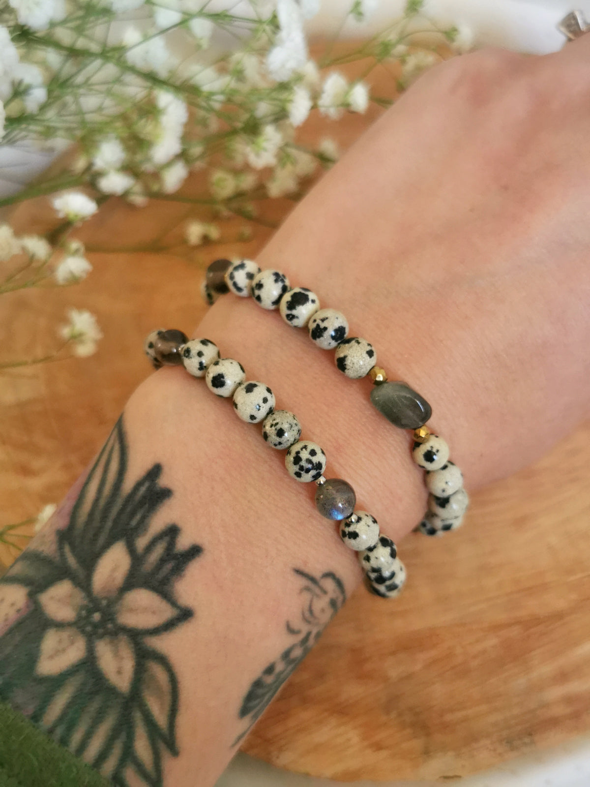 Bracelet lithothérapie sur fil élastique jaspe et labradorite